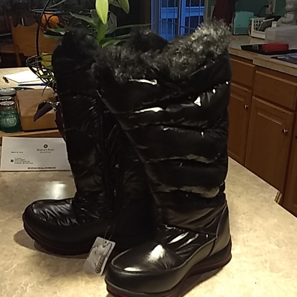 Thermolite Boots/Personal Identity